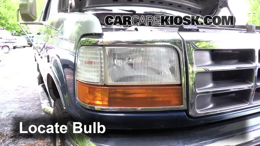 1995 Ford F-250 XL 7.5L V8 Standard Cab Pickup (2 Door) Lights Parking Light (replace bulb)